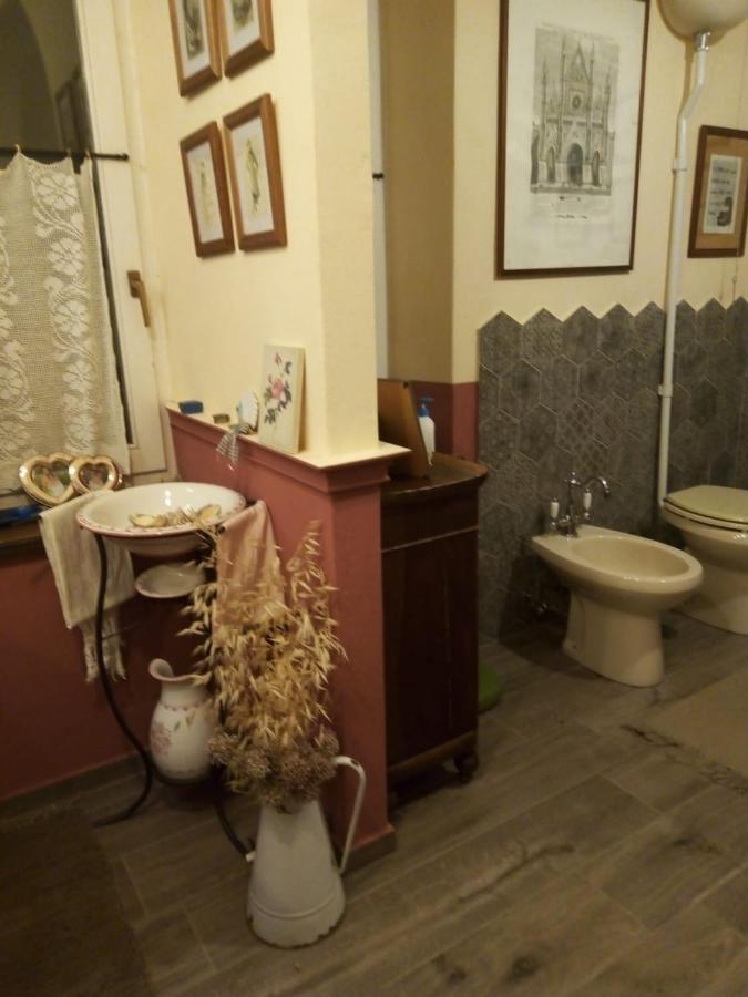 B&B La Gallinella Rossa Baschi ภายนอก รูปภาพ