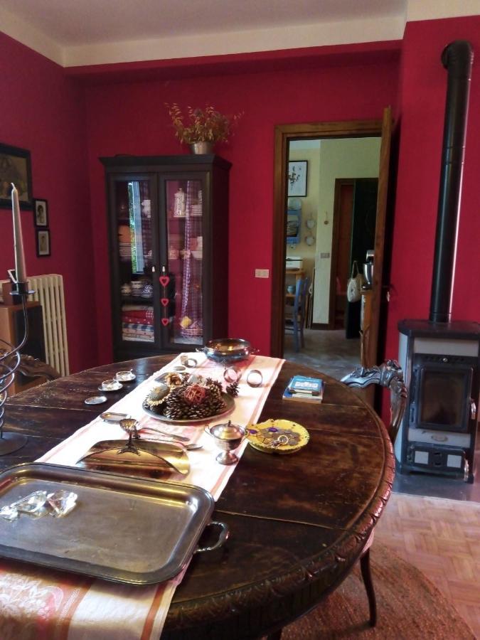 B&B La Gallinella Rossa Baschi ภายนอก รูปภาพ
