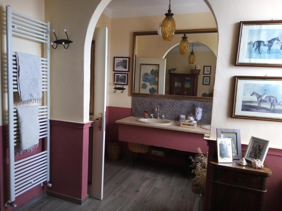 B&B La Gallinella Rossa Baschi ภายนอก รูปภาพ